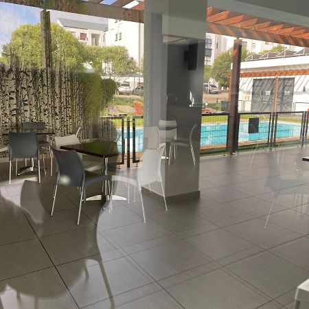 Greenstone Ridge Apartment โจฮันเนสเบิร์ก ภายนอก รูปภาพ