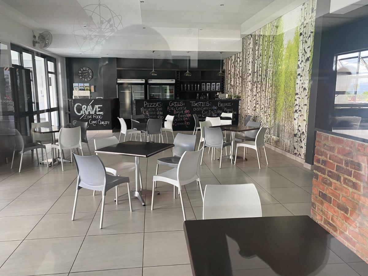 Greenstone Ridge Apartment โจฮันเนสเบิร์ก ภายนอก รูปภาพ