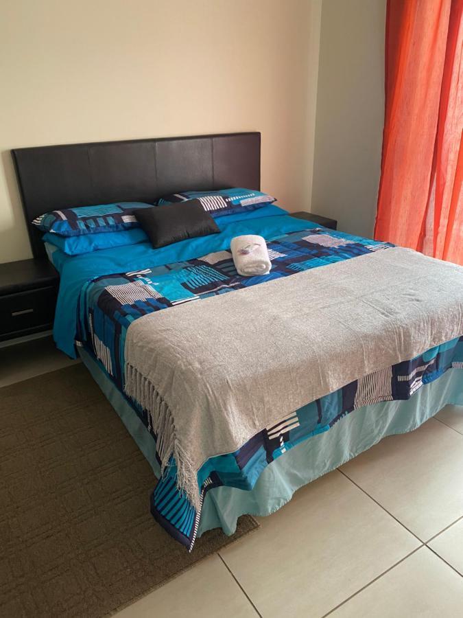 Greenstone Ridge Apartment โจฮันเนสเบิร์ก ภายนอก รูปภาพ